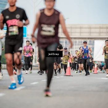 Runner Photo 6708236