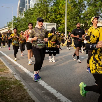 Runner Photo 6708256