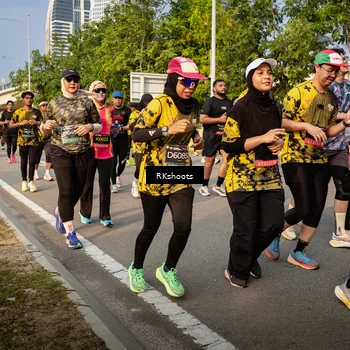 Runner Photo 6708257
