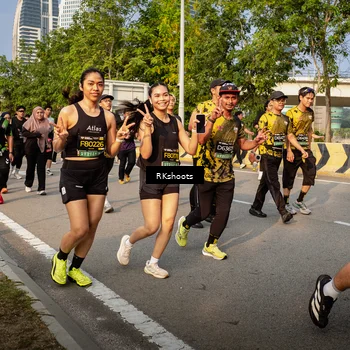Runner Photo 6708282