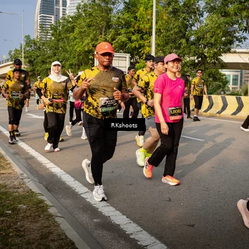 Runner Photo 6708313