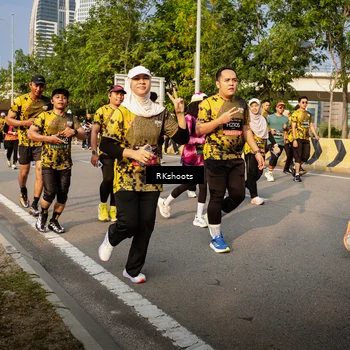 Runner Photo 6708333