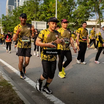 Runner Photo 6708347