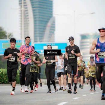 Runner Photo 6708350