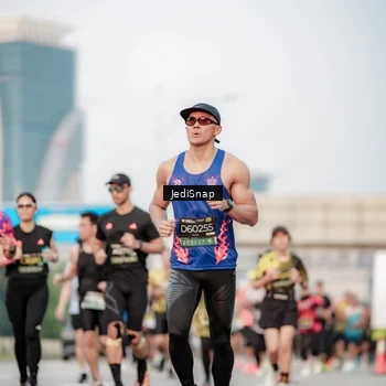 Runner Photo 6708363
