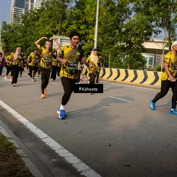 Runner Photo 6708393