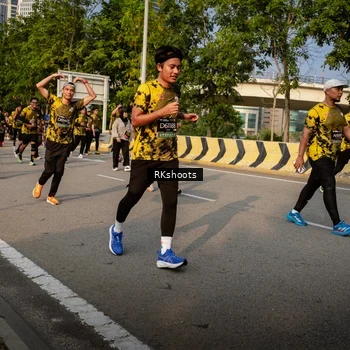 Runner Photo 6708404