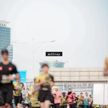 Runner Photo 6708417