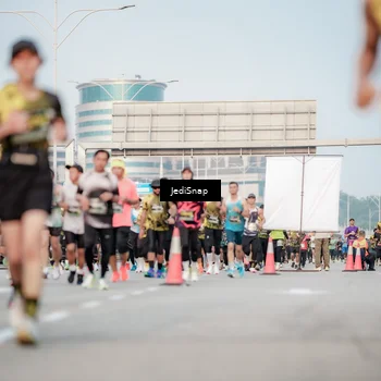Runner Photo 6708453
