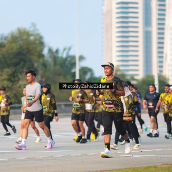 Runner Photo 6708455