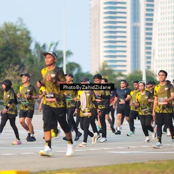 Runner Photo 6708460