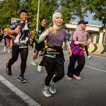 Runner Photo 6708464