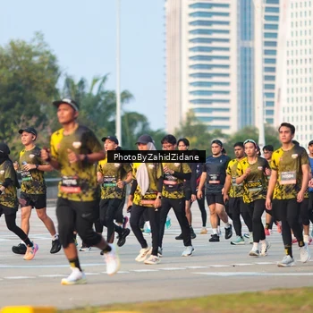 Runner Photo 6708471