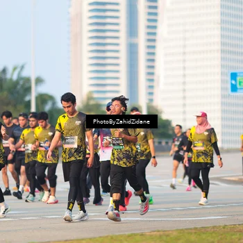 Runner Photo 6708481