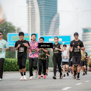 Runner Photo 6708488