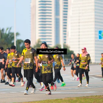 Runner Photo 6708489