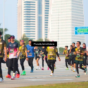 Runner Photo 6708494