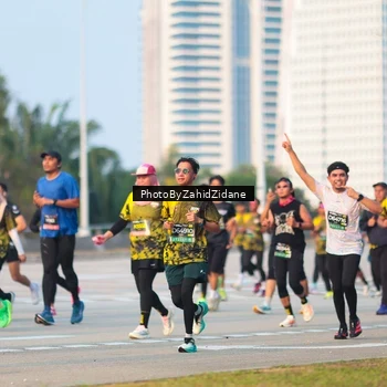 Runner Photo 6708512