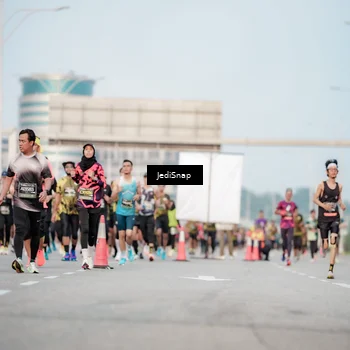Runner Photo 6708529