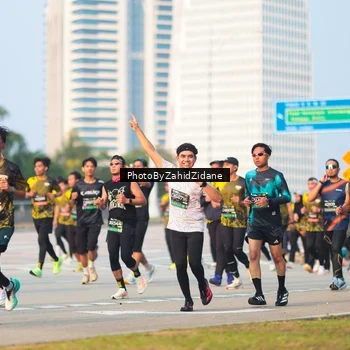 Runner Photo 6708530