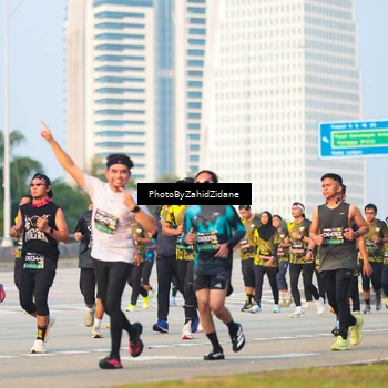 Runner Photo 6708534