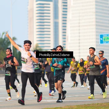 Runner Photo 6708549