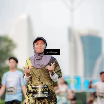 Runner Photo 6708589