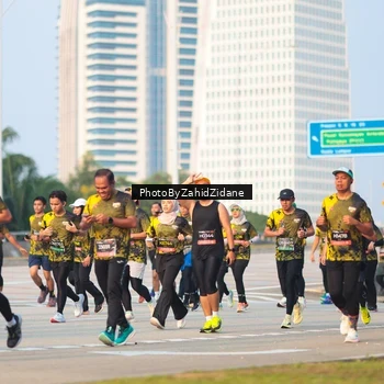 Runner Photo 6708600