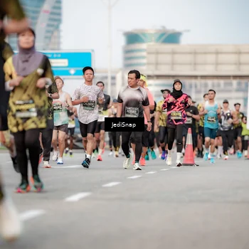 Runner Photo 6708611