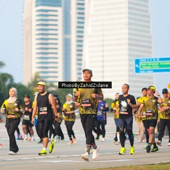 Runner Photo 6708626