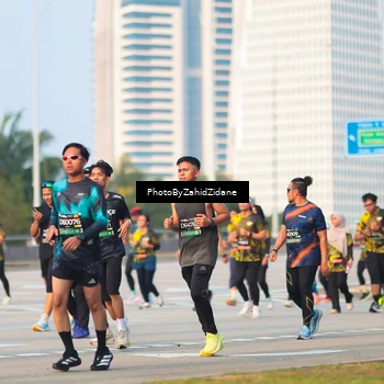 Runner Photo 6708632