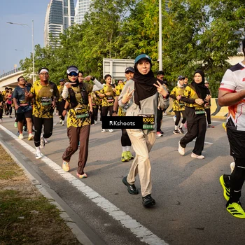 Runner Photo 6708638