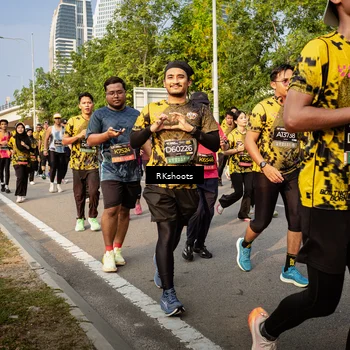 Runner Photo 6708659