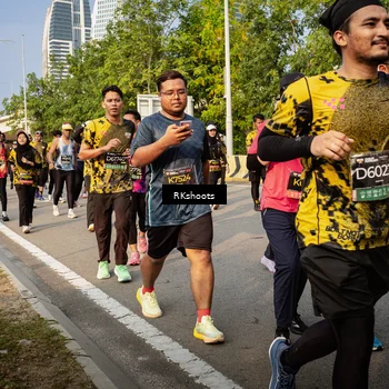 Runner Photo 6708666