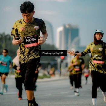 Runner Photo 6708672