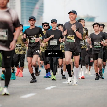 Runner Photo 6708679