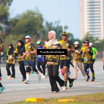 Runner Photo 6708680