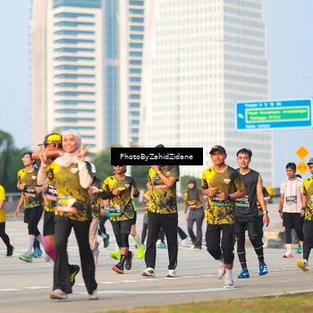 Runner Photo 6708681