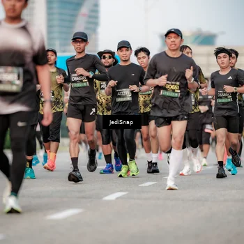Runner Photo 6708682