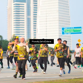 Runner Photo 6708692