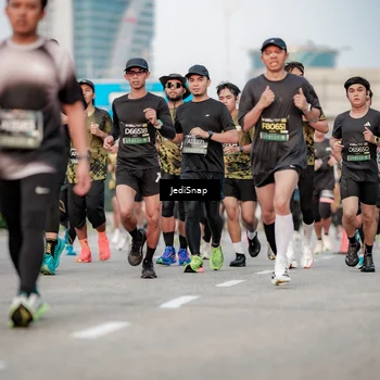 Runner Photo 6708719
