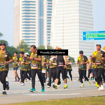 Runner Photo 6708727