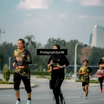 Runner Photo 6708751