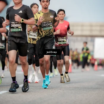 Runner Photo 6708754