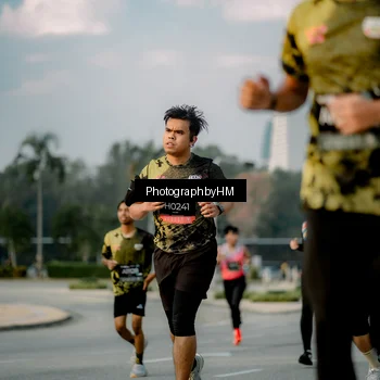Runner Photo 6708759