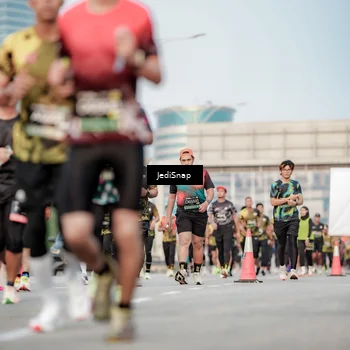 Runner Photo 6708776