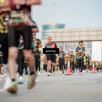 Runner Photo 6708777