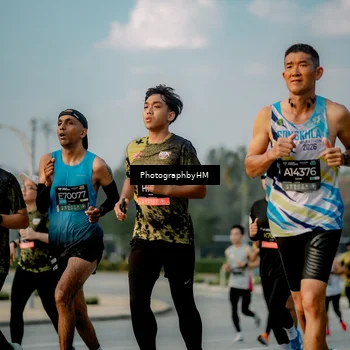 Runner Photo 6708810
