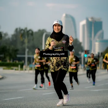 Runner Photo 6708824