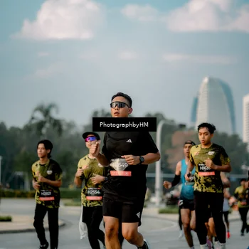 Runner Photo 6708830